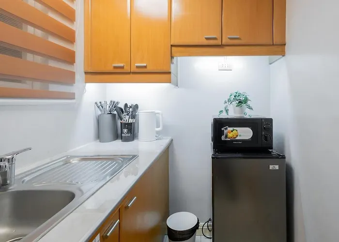 Charming Studio In Greenbelt Makati - Near Malls! Apartamento *