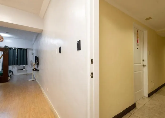 Charming Studio In Greenbelt Makati - Near Malls! *