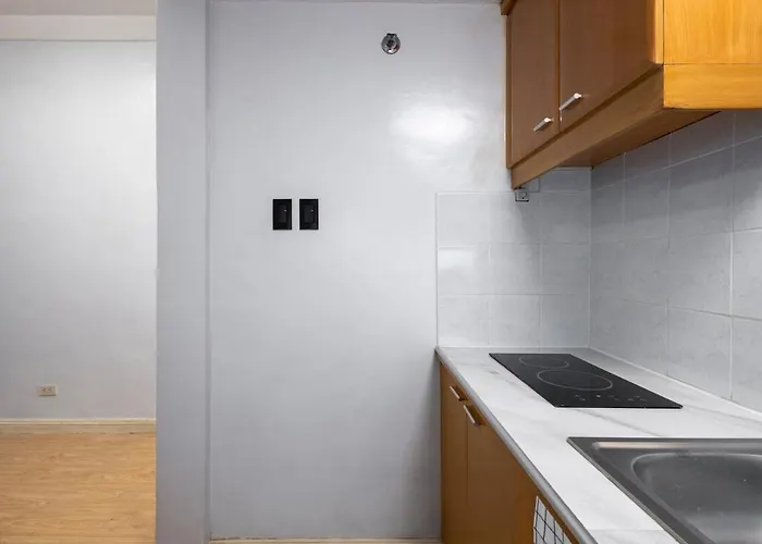 Charming Studio In Greenbelt Makati - Near Malls!